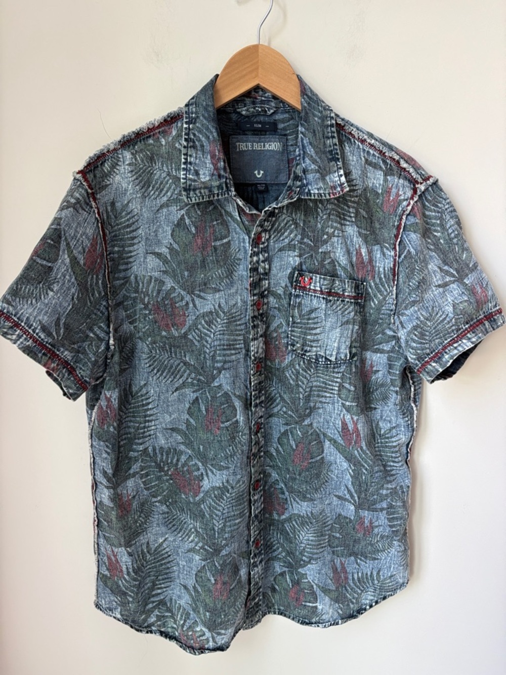 True Religion Palm Leaf Tropical Printed Denim Look Shirt Button Front Size XL